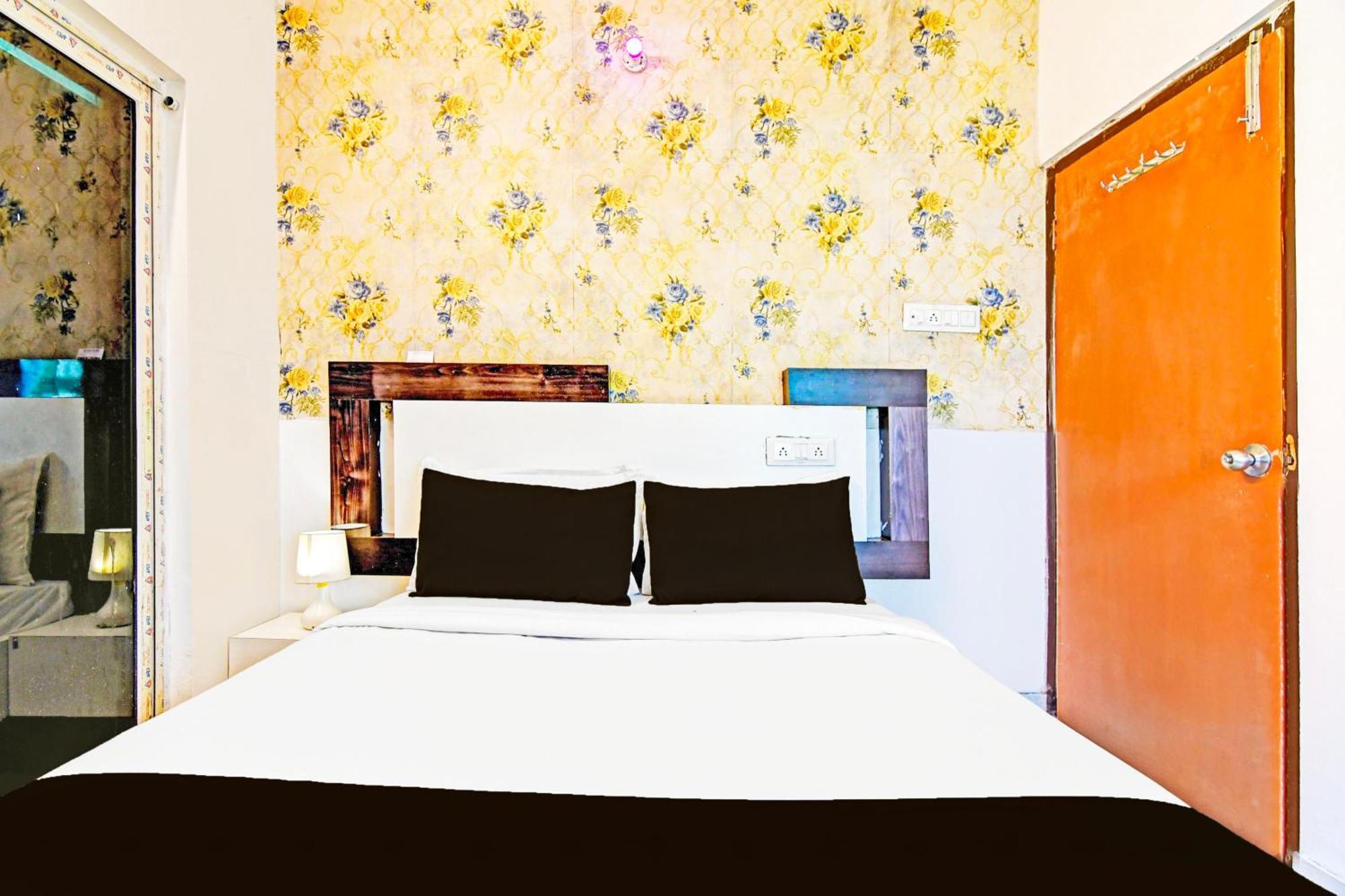 Super Hotel O Ruby Near Acropolis Mall 콜카타 외부 사진